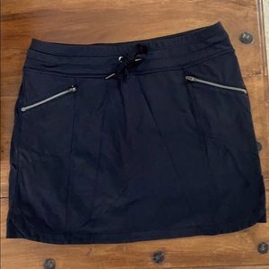Athleta Metro Skort size M